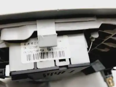Second-hand car spare part interior light for mg zs luxury 106 cv / 78 kw oem iam references 10885724  