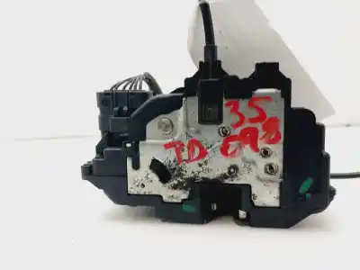 Peça sobressalente para automóvel em segunda mão Fechadura Da Porta Traseira Direita por RENAULT SCENIC III Emotion Referências OEM IAM 825020033R  