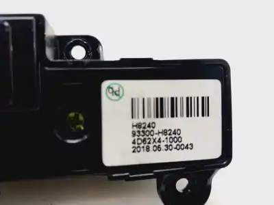 Peça sobressalente para automóvel em segunda mão comandos de alavanca por kia stonic (ybcuv) concept referências oem iam 93300h8240  