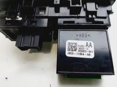 Second-hand car spare part headlights switch for jaguar e-pace chequered flag awd 149 cv / 110 kw oem iam references j9c311654aa  