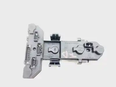 Pezzo di ricambio per auto di seconda mano portalampada per vw bora i (1j2) 1.6 riferimenti oem iam 1j5945257  