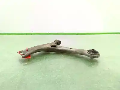 Peça sobressalente para automóvel em segunda mão braço de suspensão inferior esquerdo dianteiro por toyota corolla (e12) 2.0 d-4d sol sedán referências oem iam 4806913010  