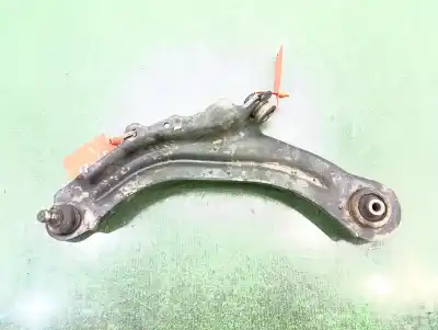Recambio de automóvil de segunda mano de BRAZO SUSPENSION INFERIOR DELANTERO IZQUIERDO para RENAULT MEGANE II BERLINA 3P Confort Dynamique referencias OEM IAM 8200679063  