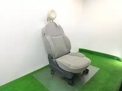 Recambio de automóvil de segunda mano de Asiento Delantero Derecho para FIAT NUOVA 500 (150) Lounge 69 CV / 51 KW referencias OEM IAM 71752559  