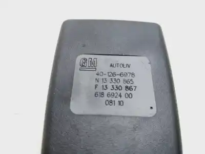 Recambio de automóvil de segunda mano de Enganche Cinturon Delantero Derecho para OPEL ASTRA J LIM. Cosmo referencias OEM IAM 13330865  