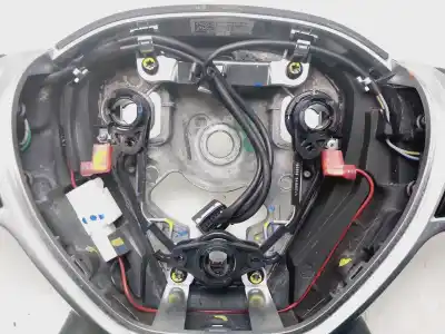 Second-hand car spare part steering wheel for dacia duster ii prestige oem iam references 484007487r