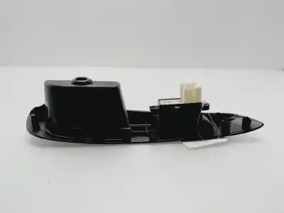 Peça sobressalente para automóvel em segunda mão botão / interruptor elevador vidro traseiro esquerdo por nissan note acenta referências oem iam 829613vw0a  