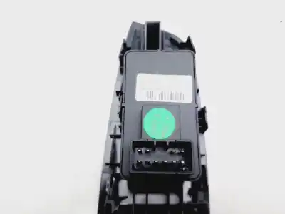 Peça sobressalente para automóvel em segunda mão botão / interruptor elevador vidro traseiro direito por mg zs luxury 106 cv / 78 kw referências oem iam 10003589