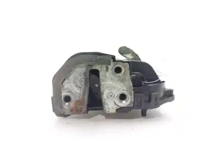 Автозапчастина б/у замок заднього правого дверя для toyota yaris (ksp9/scp9/nlp9) básico посилання на oem iam 690500d060  