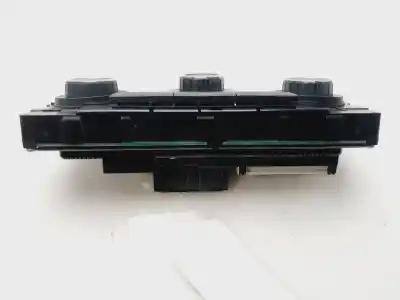 Peça sobressalente para automóvel em segunda mão comando de sofagem (chauffage / ar condicionado) por skoda yeti (5l) 2.0 tdi referências oem iam 3t0820047ab
