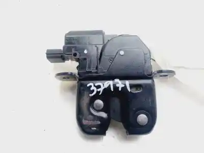 Second-hand car spare part trunk lock for dacia duster laureate 4x2 oem iam references 905030010r  