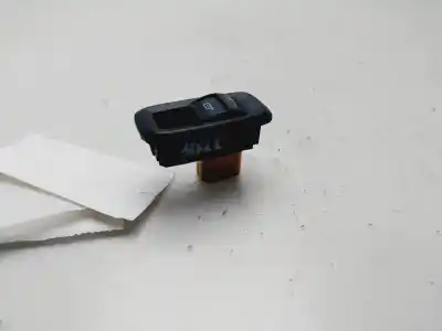 Автозапчастина б/у передній правий віконний вимикач для ford fiesta (cb1) trend посилання на oem iam 8a6t14529aa  