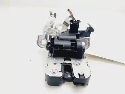 Second-hand car spare part trunk lock for skoda octavia combi (5e5) ambition 110 cv / 81 kw oem iam references 8r0827505a  