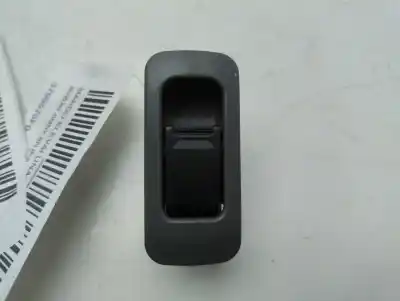 Recambio de automóvil de segunda mano de MANDO ELEVALUNAS DELANTERO DERECHO para SUZUKI JIMNY SN (FJ)  referencias OEM IAM 3799575F0  