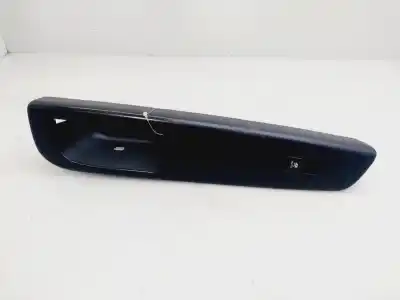 Автозапчастина б/у передній правий віконний вимикач для KIA CEED Emotion 116 CV / 85 KW Посилання на OEM IAM 823611H000   Автозапчастина б/у передній правий віконний вимикач для KIA CEED Emotion 116 CV / 85 KW Посилання на OEM IAM 823611H000