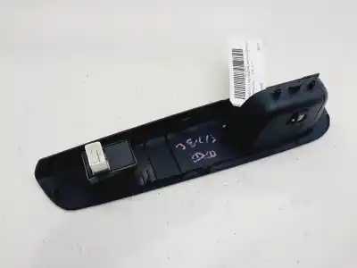 Автозапчасти б/у выключатель переднего правого окна за kia ceed emotion 116 cv / 85 kw ссылки oem iam 823611h000  