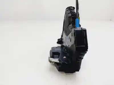 Second-hand car spare part Front Right Door Lock for TOYOTA AURIS Active OEM IAM references 6903012490  