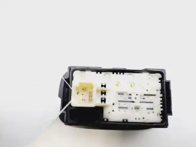 Peça sobressalente para automóvel em segunda mão  por TOYOTA AURIS  Referências OEM IAM 848100D030  