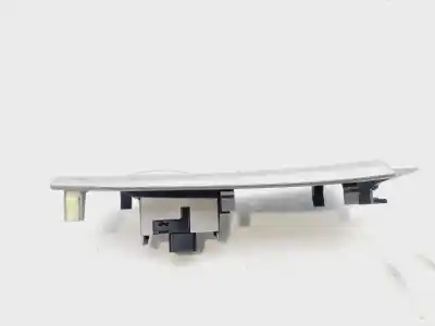 Second-hand car spare part right front power window switch for toyota corolla (e12) 2.0 d-4d sol sedán oem iam references 8480102341  