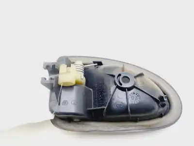 Автозапчастина б/у внутрішня задня права ручка для renault scenic (ja..) 1.9 dci authentique посилання на oem iam 8200028995  