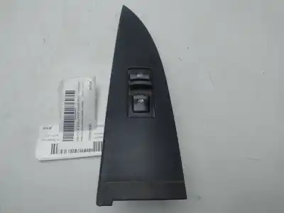 Second-hand car spare part right front power window switch for ssangyong kyron 200 xdi limited oem iam references 7226009000  
