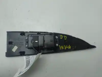 Second-hand car spare part right front power window switch for ssangyong kyron 200 xdi limited oem iam references 7226009000  