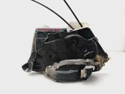 Second-hand car spare part front right door lock for toyota yaris active oem iam references 6931052330