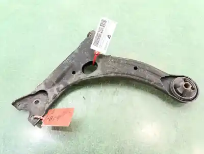 Автозапчасти б/у ПЕРЕДНИЙ ПРАВЫЙ НИЖНИЙ РЫЧАГ ПОДВЕСКИ за TOYOTA COROLLA (E12)  ссылки OEM IAM 4806912111  