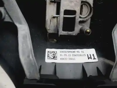 Second-hand car spare part steering wheel for nissan note acenta oem iam references 484303vw1c  