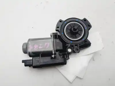 Pezzo di ricambio per auto di seconda mano motore alzacristalli posteriore sinistro per kia ceed emotion 116 cv / 85 kw riferimenti oem iam 402059d  