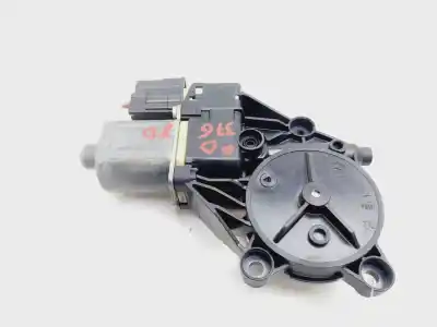 Tweedehands auto-onderdeel RAAMMOTOR RECHTS VOOR voor FORD FIESTA (CB1)  OEM IAM-referenties 8A6114553A  