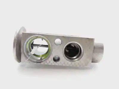 Second-hand car spare part expansion valve for jaguar e-pace se awd 150 cv / 110 kw oem iam references 7010973  