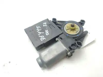 Tweedehands auto-onderdeel Motor Links Voor Ruit voor SKODA OCTAVIA BERLINA (1Z3) Trend OEM IAM-referenties 1T0959701  