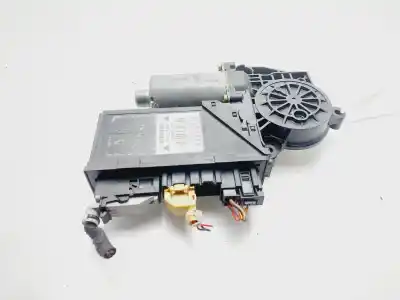 Pezzo di ricambio per auto di seconda mano motore alzacristalli anteriore sinistro per audi a4 b6 (8e2) 1.9 tdi riferimenti oem iam 105840103  