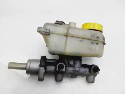Pezzo di ricambio per auto di seconda mano pompa freni per skoda fabia (6y2/6y3) young line riferimenti oem iam 6q0611019q  