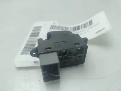 Second-hand car spare part rear right power window switch for ssangyong rodius xdi oem iam references 621w05450  