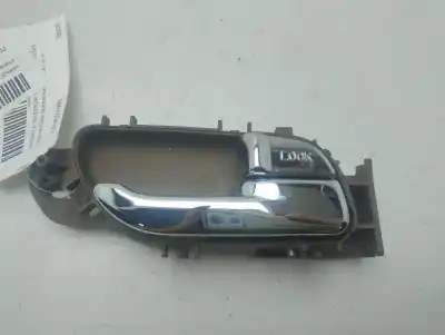 Second-hand car spare part interior right rear handle for ssangyong rodius xdi oem iam references 7242021000