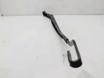 Pezzo di ricambio per auto di seconda mano braccio tergicristallo anteriore destro per kia sportage basic 4x2 riferimenti oem iam 983203u000