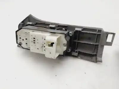 Second-hand car spare part left front power window switch for toyota yaris (ksp9/scp9/nlp9) básico oem iam references 742320d110  