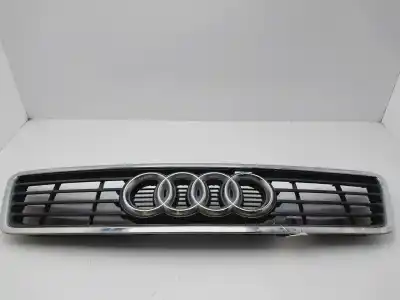 Pezzo di ricambio per auto di seconda mano Griglia Anteriore per AUDI A6 BERLINA (4B2) 2.5 V6 24V TDI Riferimenti OEM IAM 4B0853651A  