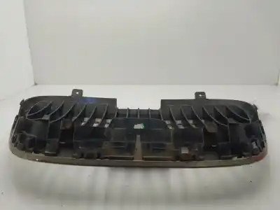 Автозапчасти б/у ПЕРЕДНЯЯ РЕШЕТКА за SEAT TOLEDO III (5P2)  ссылки OEM IAM 5P0853654  