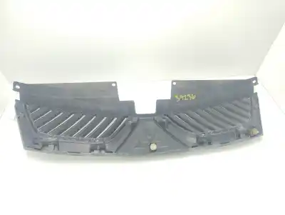 Second-hand car spare part front grille for mitsubishi outlander (cw0) 2.0 di-d intense oem iam references 7450a037zz  