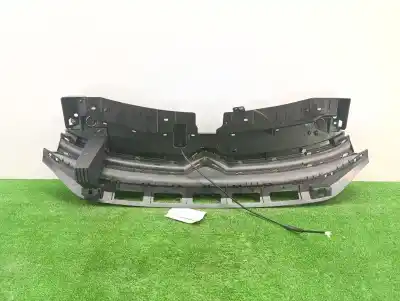 Second-hand car spare part front grille for citroen c3 feel oem iam references 9812063477  