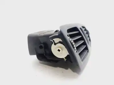 Second-hand car spare part air ventilation grille for renault megane iii berlina 5 p authentique oem iam references 682600016r  