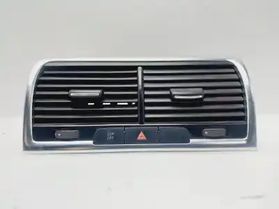 Автозапчасти б/у аэрационная решетка за audi q7 (4l) 3.0 tdi ссылки oem iam 4l0820951  