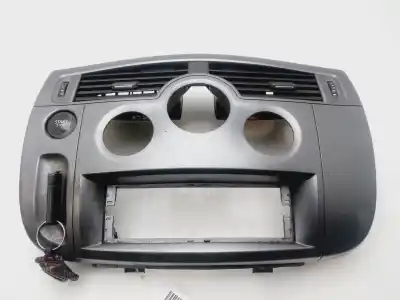 Pezzo di ricambio per auto di seconda mano console centrale per renault scenic ii confort expression riferimenti oem iam 8200140713  