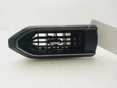 Автозапчастина б/у аераційна решіта для dacia sandero stepway essential посилання на oem iam 687615318r  