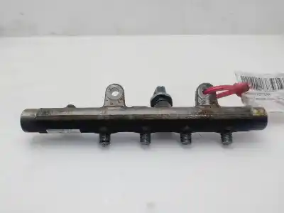 İkinci el araba yedek parçası Enjektör Rampasi için RENAULT MEGANE II FAMILIAR Dynamique OEM IAM referansları 8200397346  