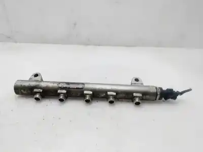 Pièce détachée automobile d'occasion RAMPE D'INJECTEUR pour CHEVROLET CAPTIVA  Références OEM IAM 0445214174  