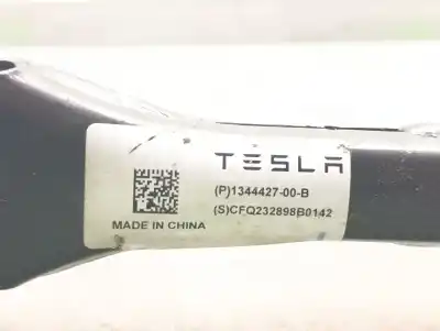Автозапчастина б/у правий задний кронштейн для tesla model 3 basis rwd 325 cv / 239 kw посилання на oem iam 134442700b  